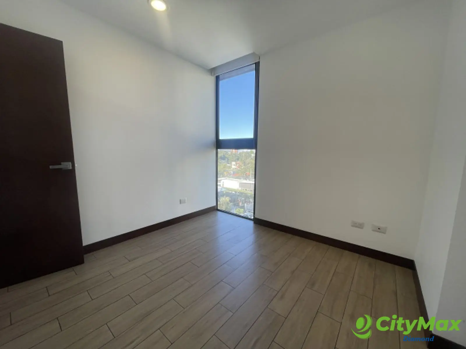 Apartamento en Venta en zona 15 - foto 5