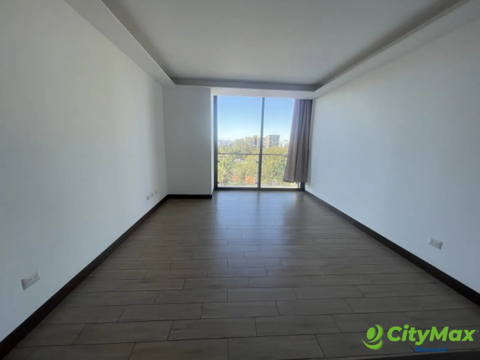 Apartamento en Venta en zona 15 - foto 3