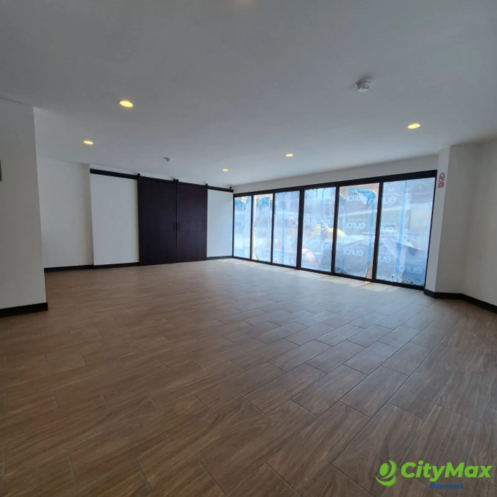 Apartamento 2 habitaciones en renta edificio zona 12 - foto 11