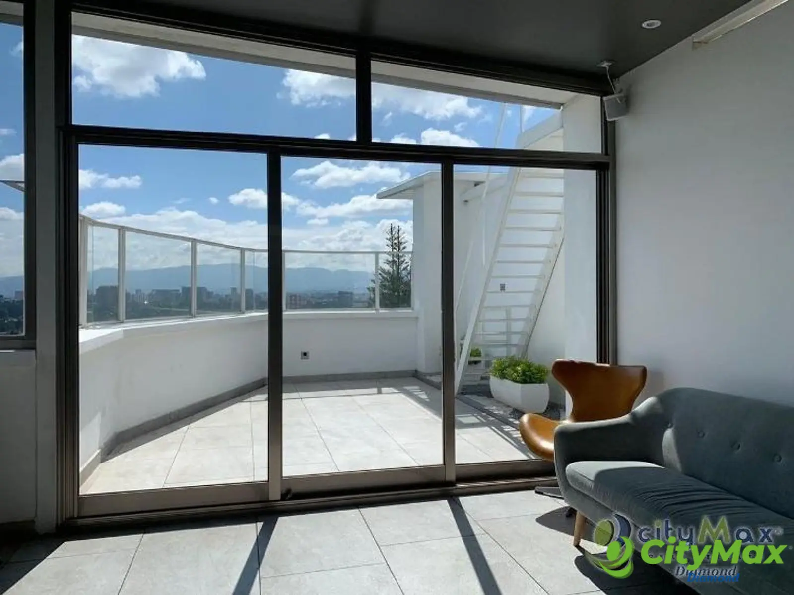 Apartamento tipo Loft amoblado zona 15 Vista Hermosa 3 - foto 8