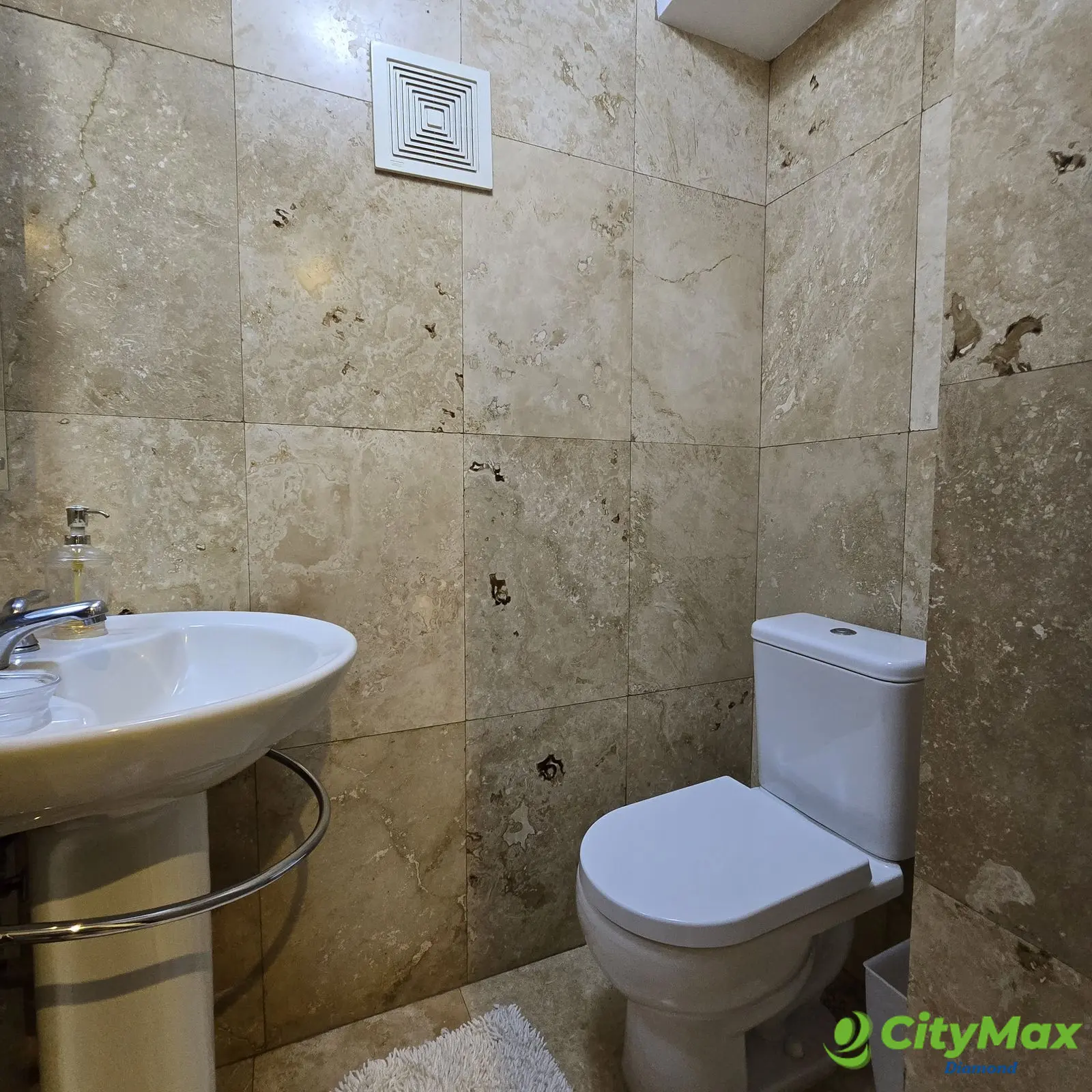 Apartamento Amueblado en Renta o Venta en Zona 10 - foto 15